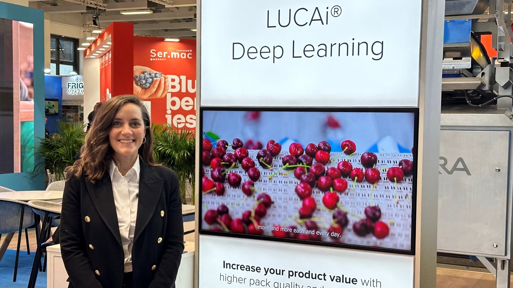 El software LUCAi™ de TOMRA para la plataforma de calibrado InVision2 promueve la eficiencia y la rentabilidad de las plantas de envasado de cerezas con IA.jpg